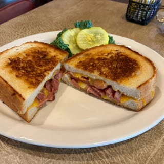 Grilled Monterey & Cheddar Cheese with Andouille Sausage Melt
